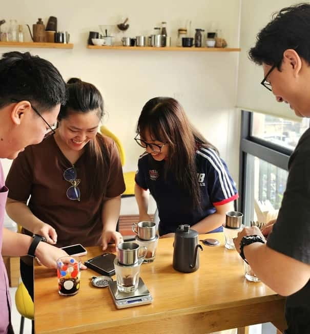 A Complete Vietnam Coffee Journey - The Unknown Giant - Snacks and timing: fueling a 2.5-hour coffee session