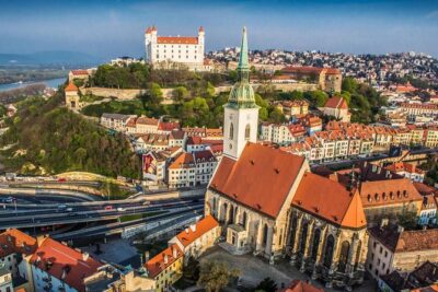 Bratislava From Vienna By Bus With Coffee & Cake - Timing and meeting points: 9:50 departure, noon meetup by Park Inn