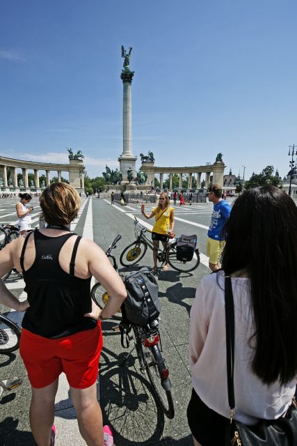 Budapest: City Bike Tour with Coffee Stop - Coffee Stop and Included Snacks: Small Break, Big Leg-Saving Value