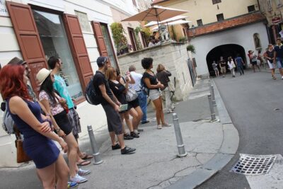 Coffee pleasure walking tour - Ban Josip Jelačić Square: start where Zagreb people start