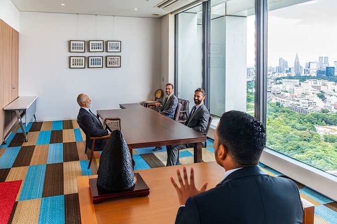 Discover Japanese Politics Over a Coffee in Tokyo - Akasaka Palace Views Meet Real-World Japanese Politics
