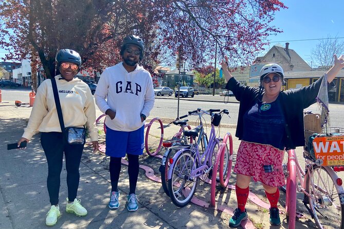 Doughnuts and Coffee Bike Tour: Local Secrets - Quick hits before you pedal