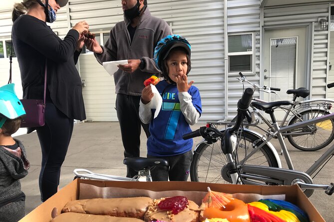 Doughnuts and Coffee Bike Tour: Local Secrets - Blue Star Donuts: what happens on open days (and the backup plan)