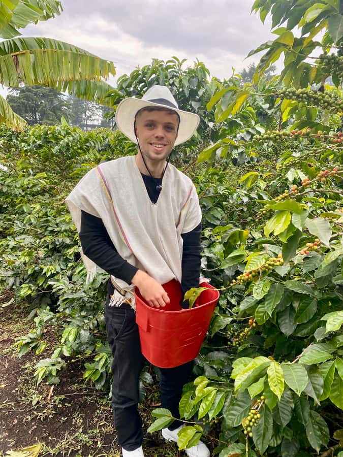 Medellín Coffee Farm Tour with Trolley and Cable Car Ride - Casa Finca de La Sierra and the Museum Stop