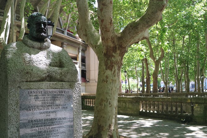 Pamplona Highlights Walking Tour with Coffee and Churros Break - Cafe Iruna: coffee and churros at the literary-meets-local meeting point