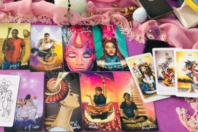 Tarot Reading with Coffee & Chocolate or Smoothie - How Mary runs the session: sign, name, and your questions