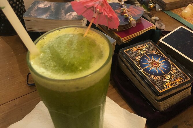 Tarot Reading with Coffee & Chocolate or Smoothie - Choosing your drink: coffee & chocolate or a smoothie