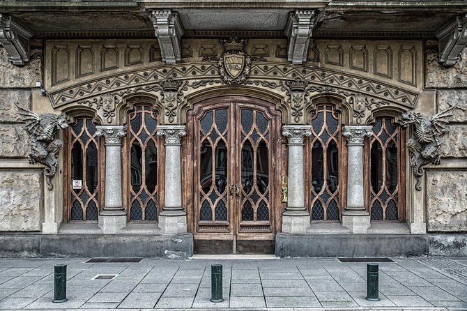 Turin, Art Nouveau walking tour and coffee break - The Small-Group Format: Practical, Not Just Cozy