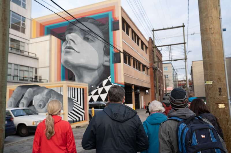 Vancouver: Street Art & Craft Coffee Walking Tour w/ Tasting - Why Mount Pleasant works for a street art and coffee morning