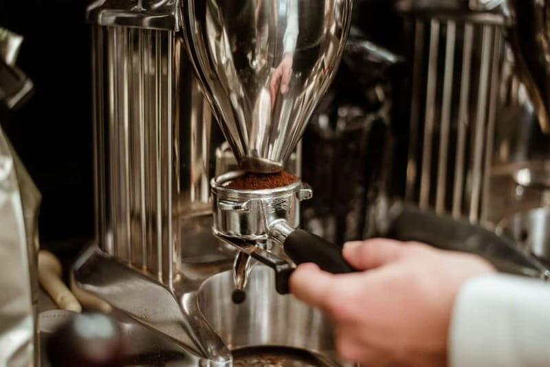 Vienna: Coffee House Culture Tour with Tastings - When the guide is strong, the whole tour clicks