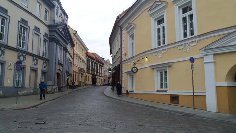 Vilnius: Morning Coffee Tour with Local Guide - Stop 1: The CAFFEINE LT Coffee Start (Traku street 11)
